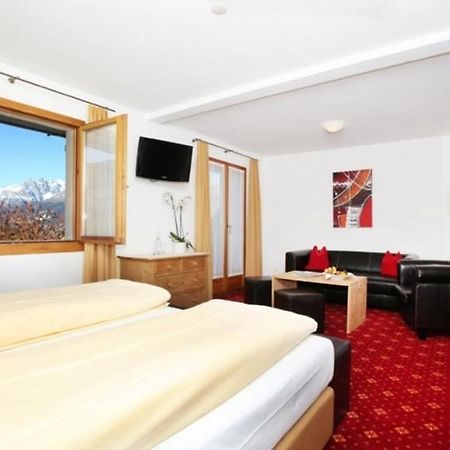Hotel Central Obersaxen Eksteriør billede